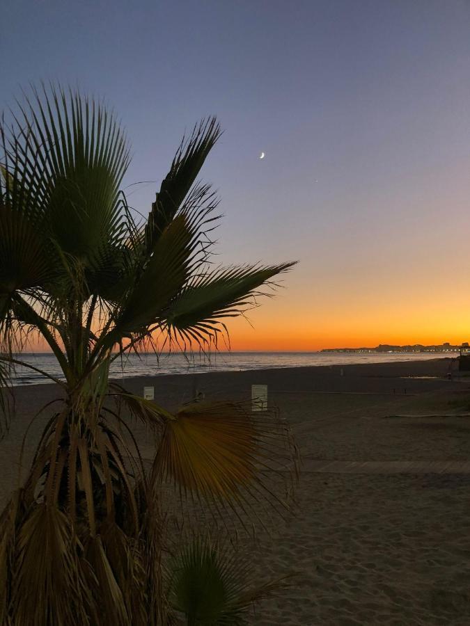 Nice Apartment Near The Beach Fuengirola Exteriör bild