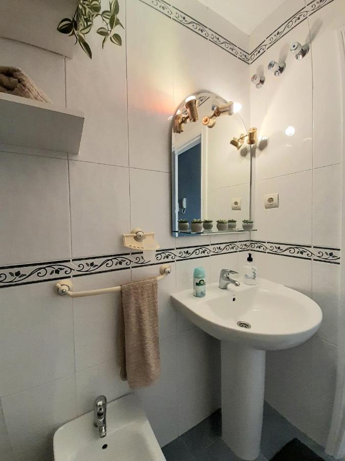 Nice Apartment Near The Beach Fuengirola Exteriör bild